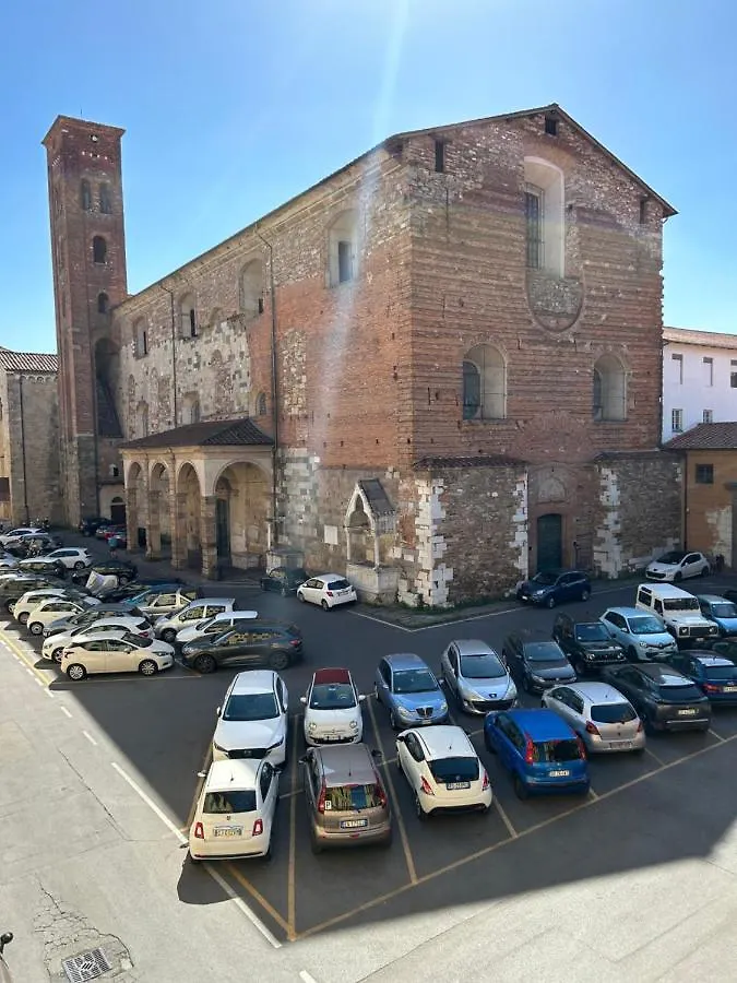 San Romano Centro Storico Lucca Daire
